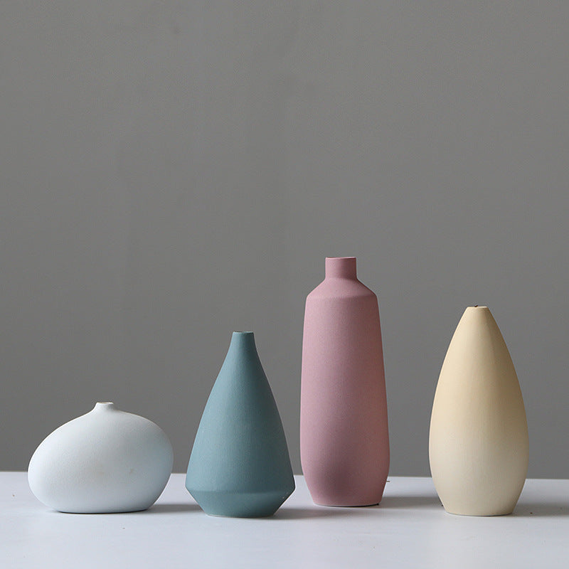 Light Pastel Ceramic Vase Collection