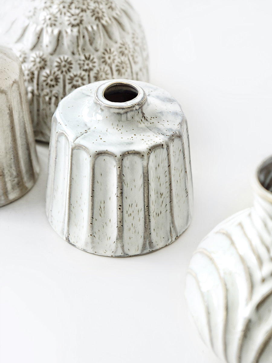 Handmade White Retro Mini Vase Collection, Textured Vintage Design