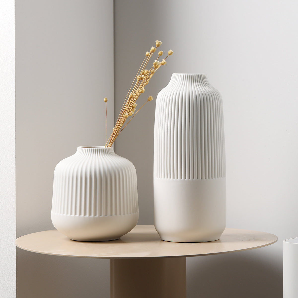 Mid Lined White Duo Ceramic Vase Set